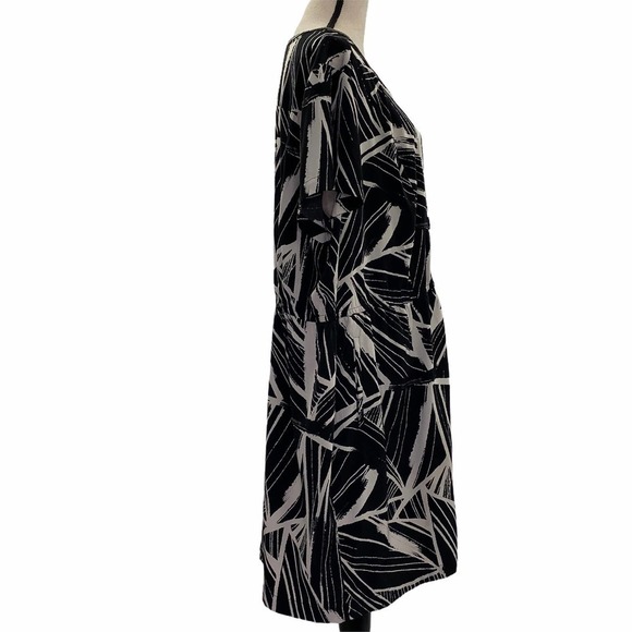 ALFANI Woman Printed Mini Shift Dress Size 24W - Picture 5 of 14